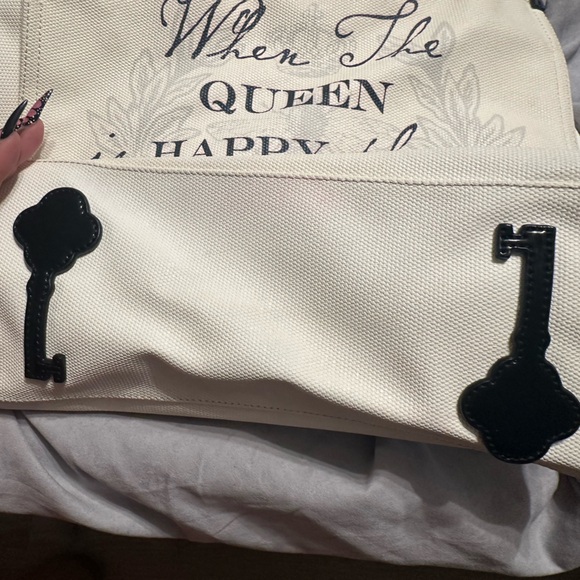 My flat in London bag with pearl accents - Picture 3 of 8